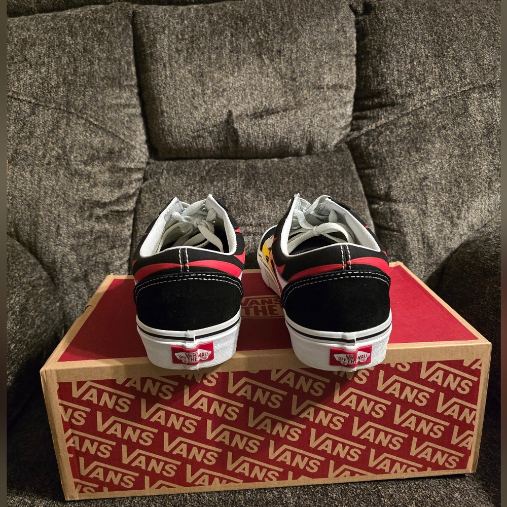 Vans Old Skool(Flame)Black and Tru White  Flame Design Sneakers - Picture 6 of 7